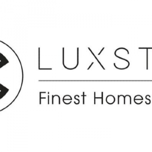 logo luxstay1
