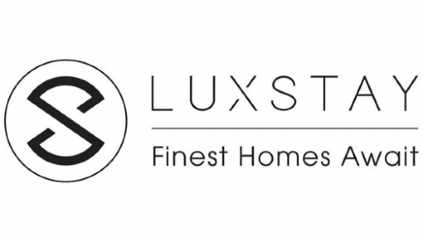 logo luxstay1